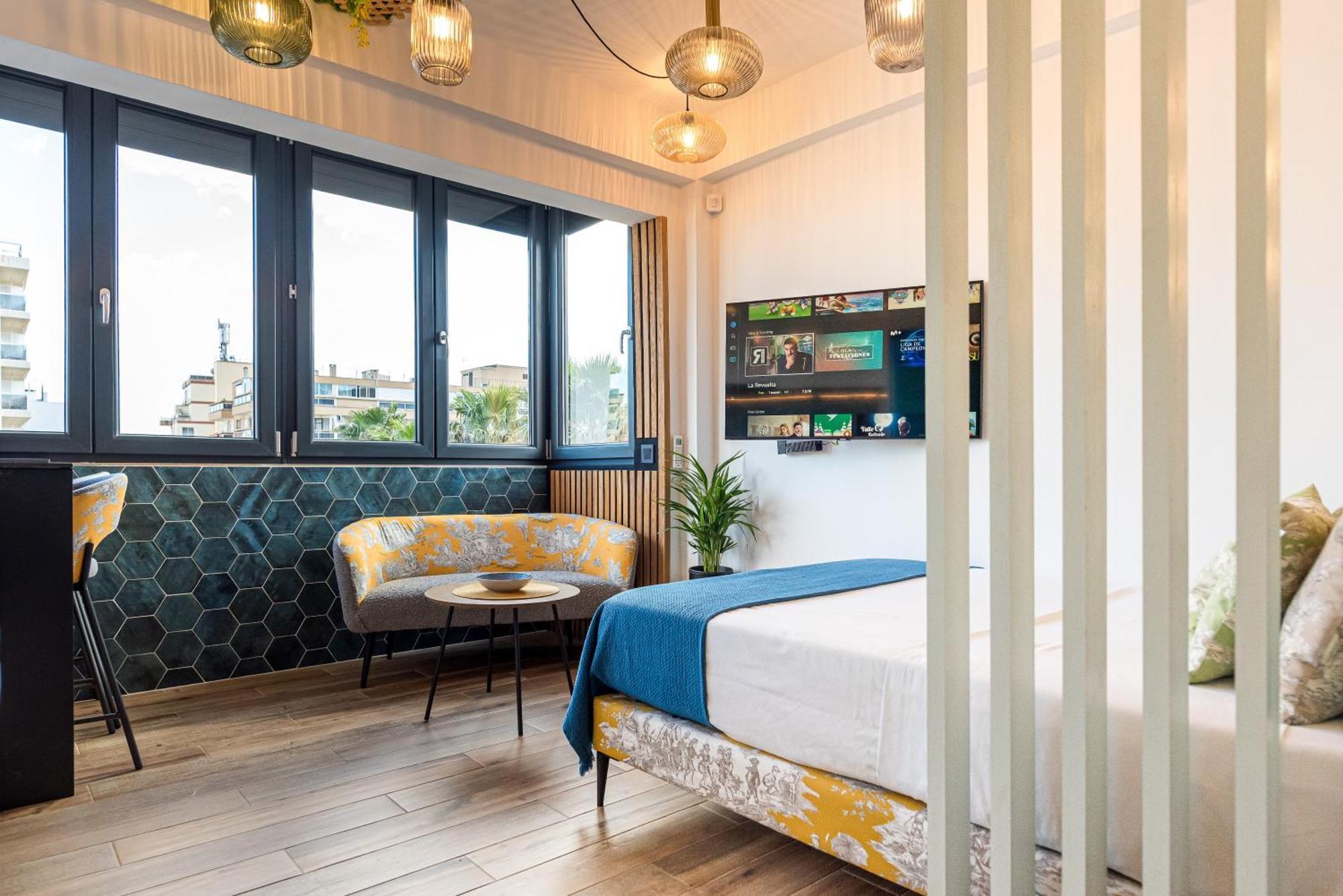 Urban Luxe Studio Torremoilinos ตอร์เรโมลิโนส ภายนอก รูปภาพ
